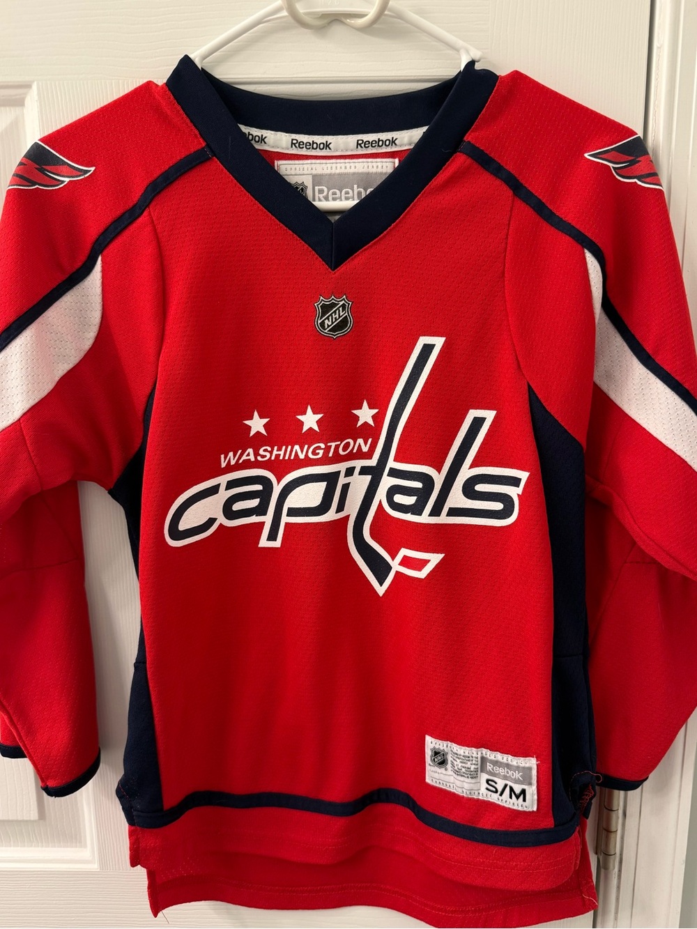 Reebok NHL Washington Capitals jersey size M 8-10